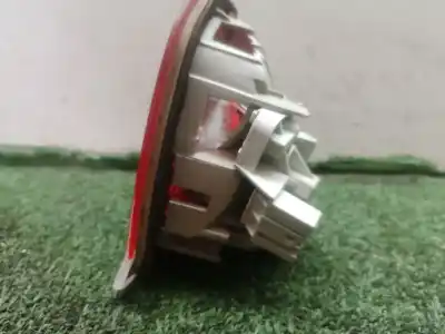 Recambio de automóvil de segunda mano de piloto trasero derecho para bmw 3 (e90) 318 i referencias oem iam 276402 276402 276402