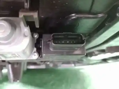 Peça sobressalente para automóvel em segunda mão elevador de vidros dianteira esquerda por kia pro cee´d (jd) 1.4 crdi 90 referências oem iam 82470a2301 82470a2301 82470a2301