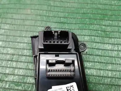 Second-hand car spare part headlights switch for kia pro cee´d (jd) 1.4 crdi 90 oem iam references 93300a2100 93300a2100 93300a2100