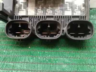 Second-hand car spare part fuse box unit for citroen jumpy 2.0 hdi 120 atlante combi oem iam references 72276156 1400550780 72276156