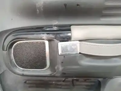 Peça sobressalente para automóvel em segunda mão forra / revestimento da porta dianteira direita por citroen c4 cactus 1.2 thp 110 referências oem iam 94961t01 94961t01 94961t01