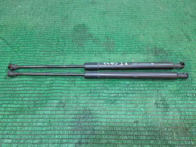 Second-hand car spare part TAILGATE GAS STRUT for PEUGEOT 208 I (CA_, CC_) 1.2 VTI 82 OEM IAM references 9673083680  