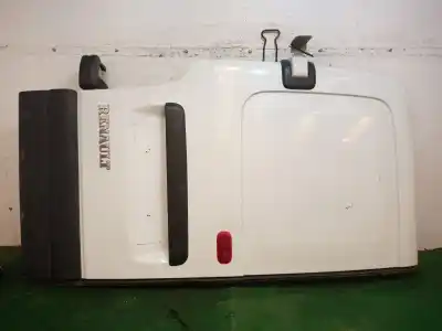 Pièce détachée automobile d'occasion PORTE ARRIERE GAUCHE pour RENAULT MASTER COMBI DESDE ´98 2.5 Diesel 114 CV / 84 KW Références OEM IAM   