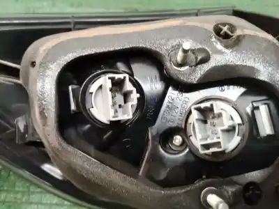Peça sobressalente para automóvel em segunda mão farolim traseiro direito por mazda 3 (bl) 1.6 mzr (bl14) referências oem iam e110102 e110102 e110102