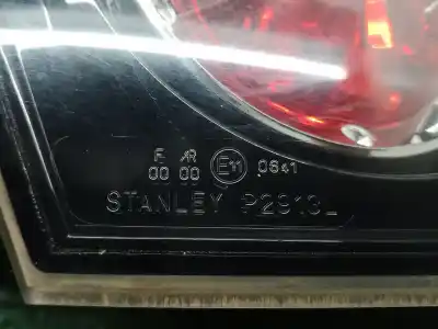Peça sobressalente para automóvel em segunda mão farolim interior traseiro esquerdo por mazda 3 (bl) 1.6 mzr (bl14) referências oem iam e110641 e110641 e110641