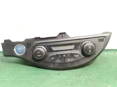 Pièce détachée automobile d'occasion COMMANDE DE CLIMATISATION / CHAUFFAGE pour TOYOTA YARIS (_P1_)  Références OEM IAM 8271160640 8271160640 8271160640