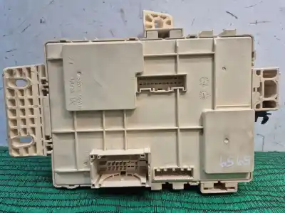 Pezzo di ricambio per auto di seconda mano scatola relè/fusibili per kia cee´d (jd) 1.6 crdi 128 riferimenti oem iam pa66td30 pa66td30 pa66td30