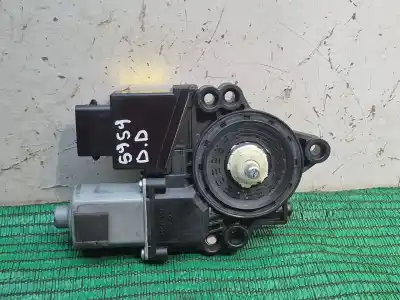 Pezzo di ricambio per auto di seconda mano motore alzacristalli anteriore destro per kia cee´d (jd) 1.6 crdi 128 riferimenti oem iam 82460a2010 617013001 82460a2010