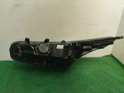 Peça sobressalente para automóvel em segunda mão farol / farolim direito por kia pro cee´d (jd) 1.4 crdi 90 referências oem iam 92102a2xxx 92102a2xxx 92102a2xxx