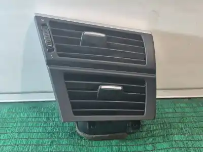 Second-hand car spare part air ventilation grille for bmw x5 (e70) 3.0 d oem iam references 716180304