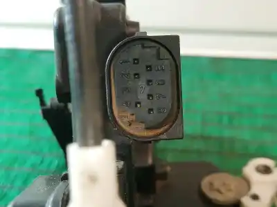 Second-hand car spare part left front door lock for bmw 3 (e46) 320 d oem iam references   