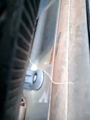 Pezzo di ricambio per auto di seconda mano portellone per land rover freelander (ln) 2.0 td4 cat riferimenti oem iam   