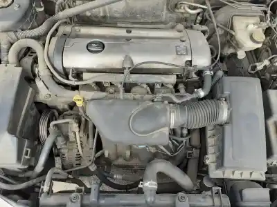 Pièce détachée automobile d'occasion moteur complet pour peugeot 406 berlina (s1/s2) 1.8 16v cat références oem iam 6fz  