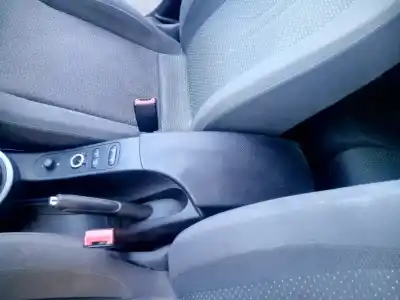 Piesă de schimb auto la mâna a doua cotiera centrala pentru seat altea xl (5p5) 2.0 tdi referințe oem iam   