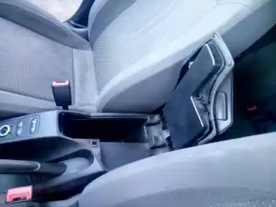 Piesă de schimb auto la mâna a doua cotiera centrala pentru seat altea xl (5p5) 2.0 tdi referințe oem iam   