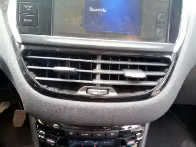 Second-hand car spare part air ventilation grille for peugeot 208 ii (ub_, up_, uw_, uj_) 1.6 hdi 90 (ub9hpa) oem iam references 