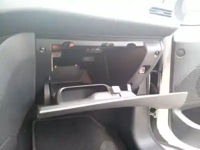 Автозапчастина б/у бардачок для peugeot 208 ii (ub_, up_, uw_, uj_) 1.6 hdi 90 (ub9hpa) посилання на oem iam   