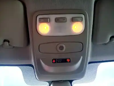 Second-hand car spare part interior light for renault clio iv authentique oem iam references 