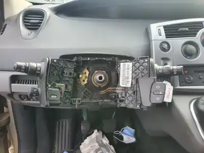 Second-hand car spare part MULTIFUNCTION SWITCH for RENAULT SCENIC II  OEM IAM references 8200206520  