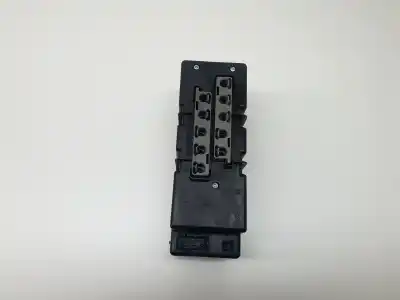 Recambio de automóvil de segunda mano de no identificado para mercedes-benz clase sl (w230) roadster 350 (230.467) referencias oem iam 2308000448  