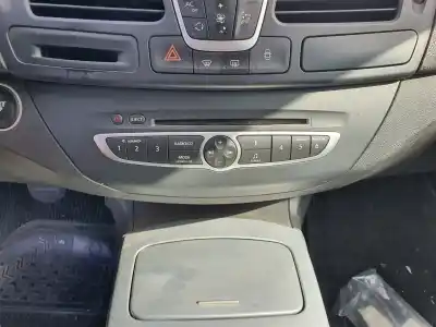 Second-hand car spare part audio system / radio cd for renault laguna ii (bg0) authentique oem iam references   