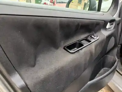 Pièce détachée automobile d'occasion garniture de porte avant gauche pour peugeot 207/207+ (wa_, wc_) 1.4 références oem iam   