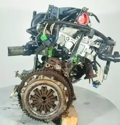 Second-hand car spare part complete engine for renault clio ii fase i (b/cbo) 1.2 16v alize 75 cv / 55 kw oem iam references d4fb7  