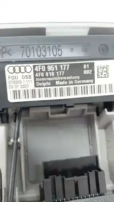 Second-hand car spare part interior light for audi s6 avant (4f5) 5.2 oem iam references 4f0951177  