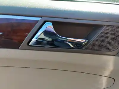 Peça sobressalente para automóvel em segunda mão Puxador Interior Traseiro Esquerdo por MERCEDES-BENZ CLASE M (W164) 3.0 CDI CAT Referências OEM IAM   