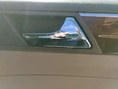 Peça sobressalente para automóvel em segunda mão Puxador Interior Traseiro Direito por MERCEDES-BENZ CLASE M (W164) 3.0 CDI CAT Referências OEM IAM   