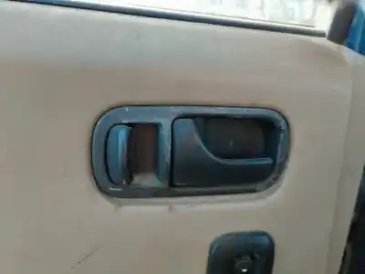 Pezzo di ricambio per auto di seconda mano Maniglia Interna Posteriore Sinistra per NISSAN TERRANO/TERRANO.II (R20) 2.7 Turbodiesel Riferimenti OEM IAM   