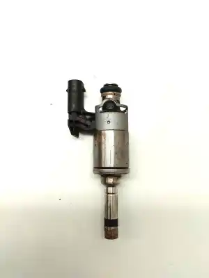 Recambio de automóvil de segunda mano de INYECTOR para VOLKSWAGEN GOLF VII LIM. (5G1) Advance BlueMotion referencias OEM IAM 04E133036A  