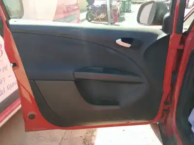 Recambio de automóvil de segunda mano de GUARNECIDO PUERTA DELANTERA IZQUIERDA para SEAT ALTEA XL (5P5) 1.6 TDI referencias OEM IAM   