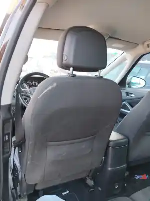 Автозапчасти б/у левое переднее сидение за opel zafira tourer 1.4 16v turbo cat (a 14 net / luj) ссылки oem iam   