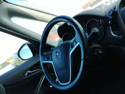 Автозапчастина б/у кермо для opel zafira tourer 1.4 16v turbo cat (a 14 net / luj) посилання на oem iam   