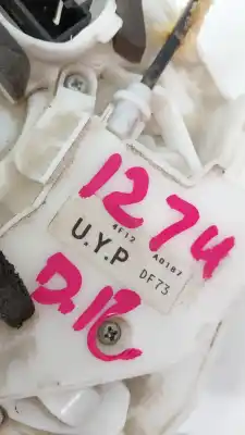 Second-hand car spare part left front door lock for mazda 2 (de_, dh_) 1.3 (de3fs) oem iam references uypdf73  