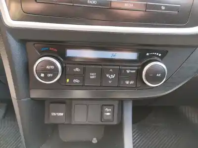 Peça sobressalente para automóvel em segunda mão comando de sofagem (chauffage / ar condicionado) por toyota auris (_e15_) 1.4 d-4d (nde150_) referências oem iam 5590002370