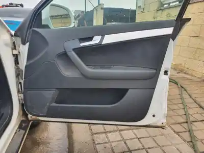 Pièce détachée automobile d'occasion Garniture De Porte Avant Droite pour AUDI A3 (8P) 1.9 TDI Ambiente Références OEM IAM   