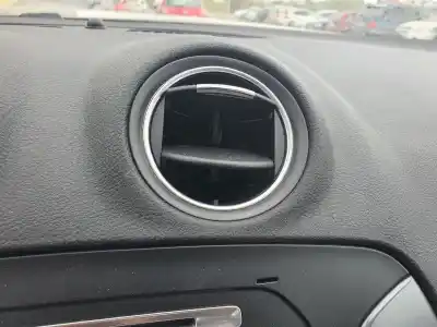 İkinci el araba yedek parçası HAVALANDIRMA IZGARASI için FORD MONDEO BERLINA (CA2)  OEM IAM referansları   