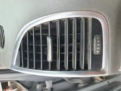 Автозапчасти б/у аэрационная решетка за audi q7 (4l) 3.0 v6 24v tdi ссылки oem iam 