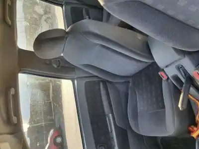 Автозапчастина б/у передне праве сиділо для isuzu d-max rodeo посилання на oem iam   