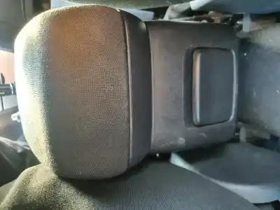 Second-hand car spare part center armrest for toyota corolla (_e12_) 1.4 d (nde120_) oem iam references   