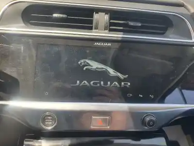 Recambio de automóvil de segunda mano de PANTALLA MULTIFUNCION para JAGUAR I-PACE  referencias OEM IAM   