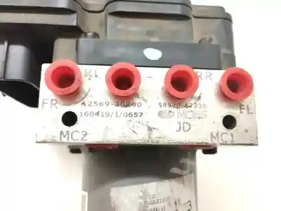 Second-hand car spare part abs for kia pro cee´d (jd) 1.4 crdi 90 oem iam references 58920a2230  