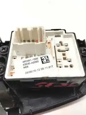 Second-hand car spare part rearview side mirror switch for kia pro cee´d (jd) 1.4 crdi 90 oem iam references 93530a2050  