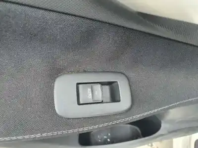 Peça sobressalente para automóvel em segunda mão  por TOYOTA AURIS (_E15_)  Referências OEM IAM   