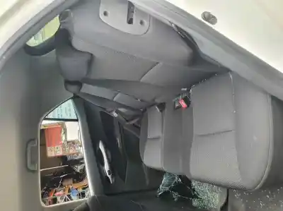 Peça sobressalente para automóvel em segunda mão bancos traseiros por toyota auris (_e15_) 1.4 d-4d (nde150_) referências oem iam   
