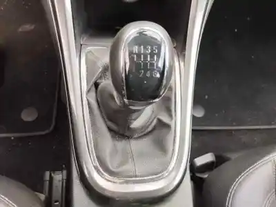 Tweedehands auto-onderdeel VERSNELLINGSHENDEL KNOP voor OPEL ASTRA J LIM.  OEM IAM-referenties   