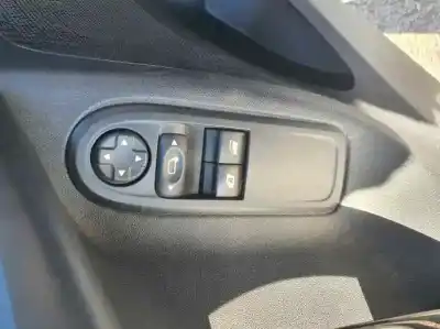 Pièce détachée automobile d'occasion COMMANDE DE LÈVE VITRE AVANT GAUCHE pour CITROEN C3 AIRCROSS  Références OEM IAM   