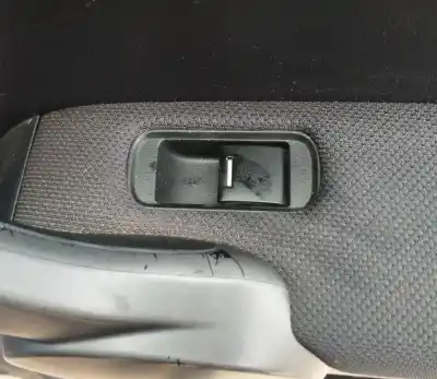 Second-hand car spare part rear right power window switch for honda cr-v (re) 2.2 ctdi oem iam references 